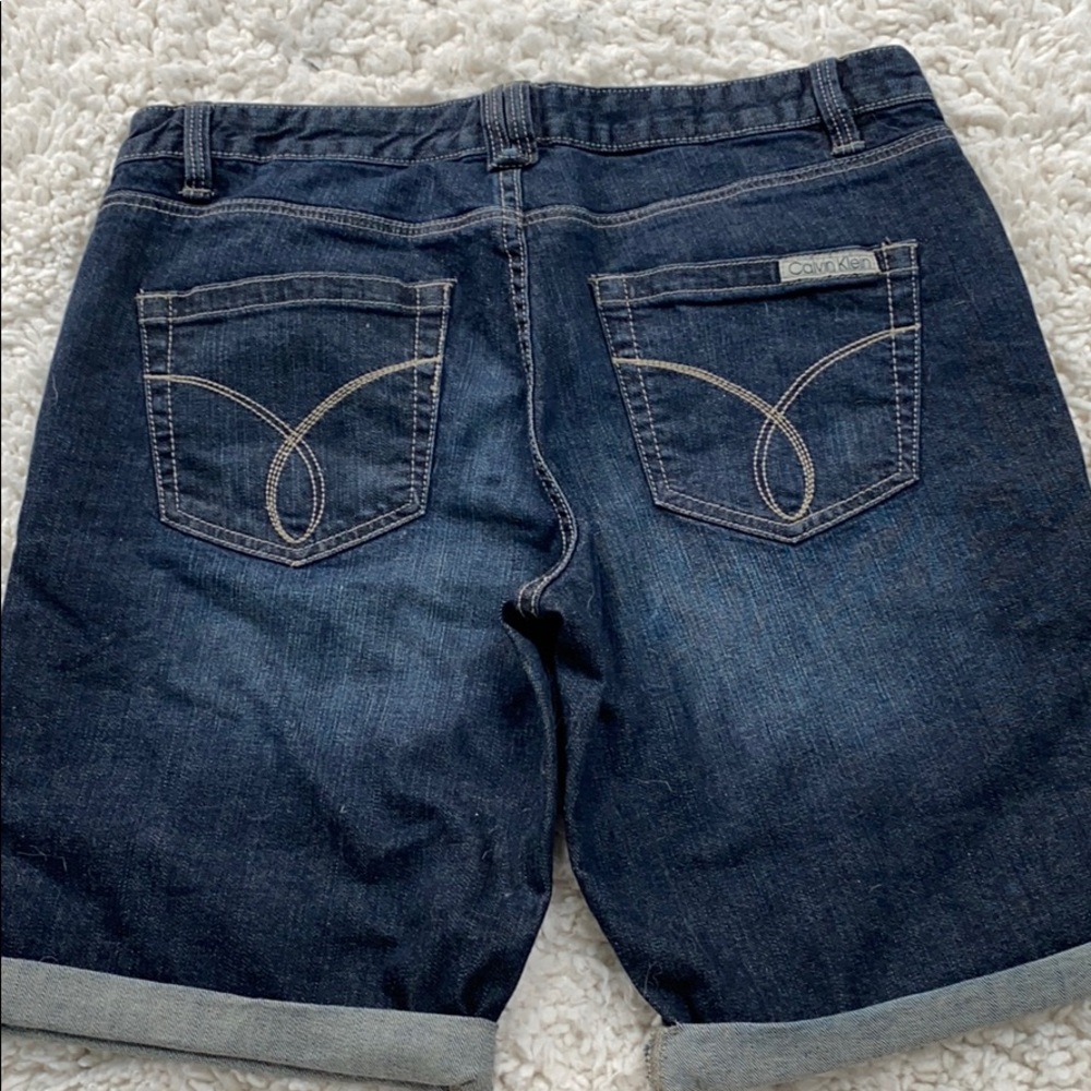 Calvin Klein long length short - Picture 5 of 8